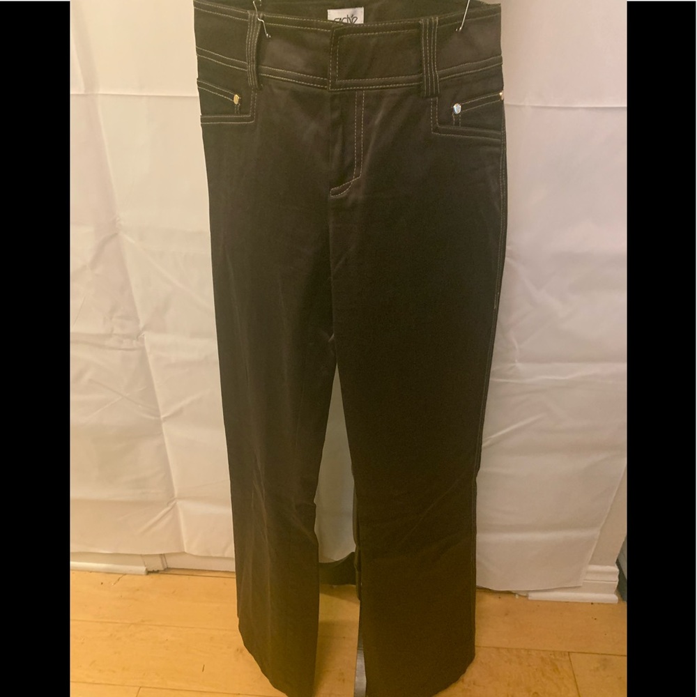 Cache pants. Size 2. Brown.